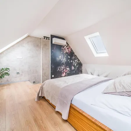 Valori - 100m2 Apartment Poděbrady